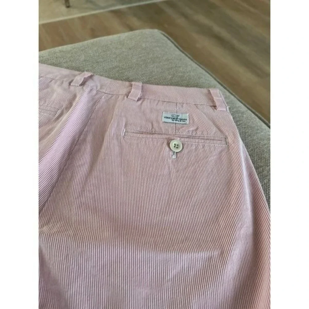 $79 VINEYARD VINES Breaker Short 9